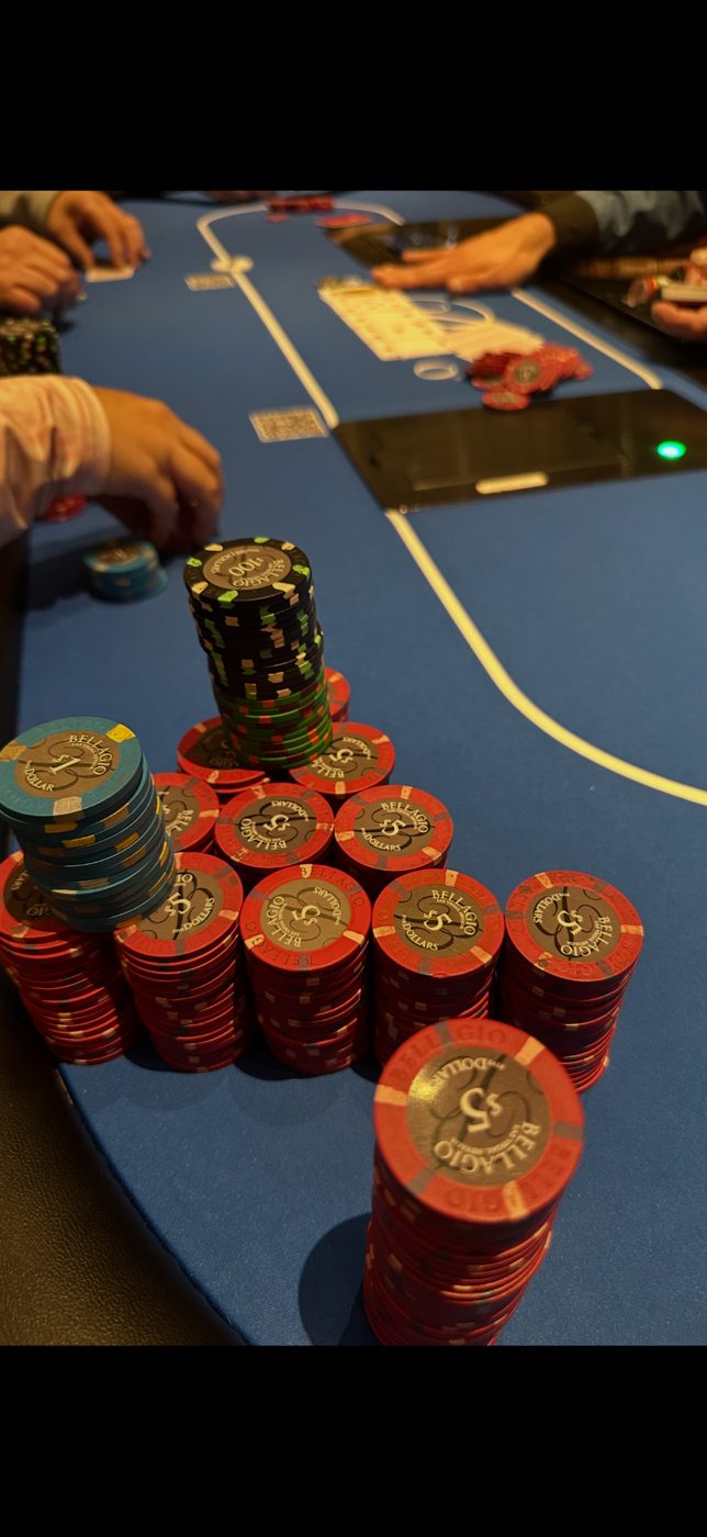 Coach Robbie live poker chip stack photo 2